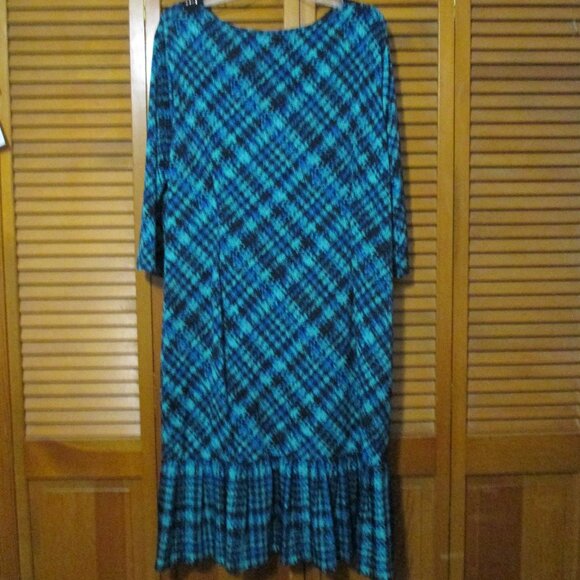 Catherines dress blue & green w/black, 3/4 sleeves, stretchy pullover size 1x - Picture 6 of 7